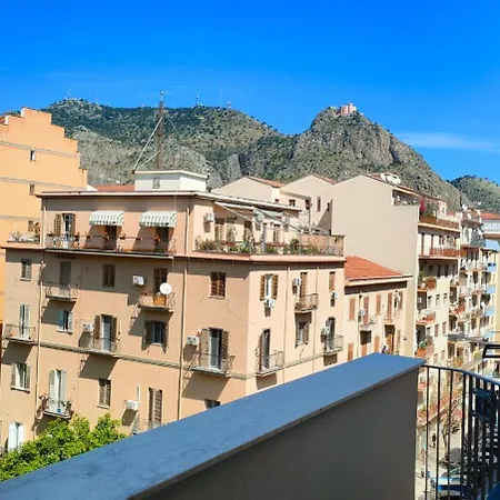 Utveggio View Apartment Palermo