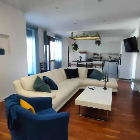 Apartment Utveggio View *